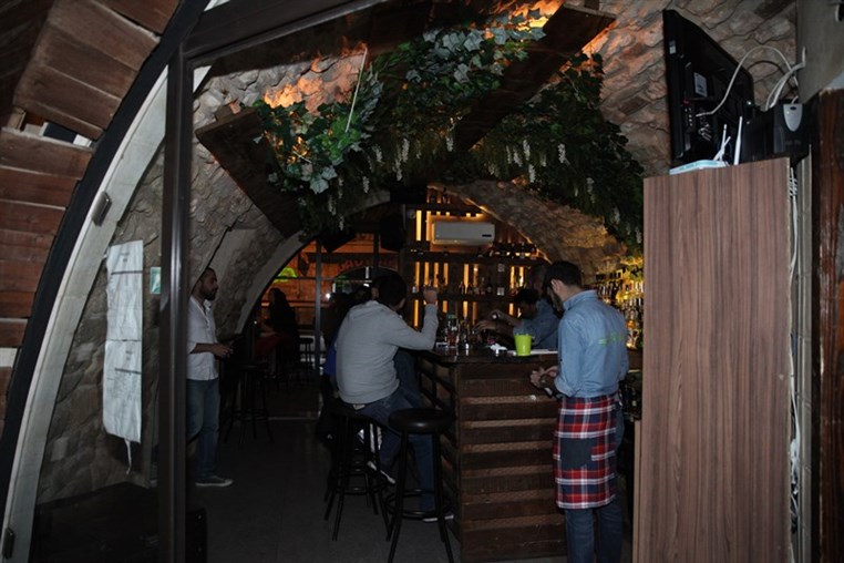 Fertil Pub on Saturday Night